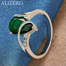 Zilveren ring met smaragdgroene steen – Elegant & tijdloos